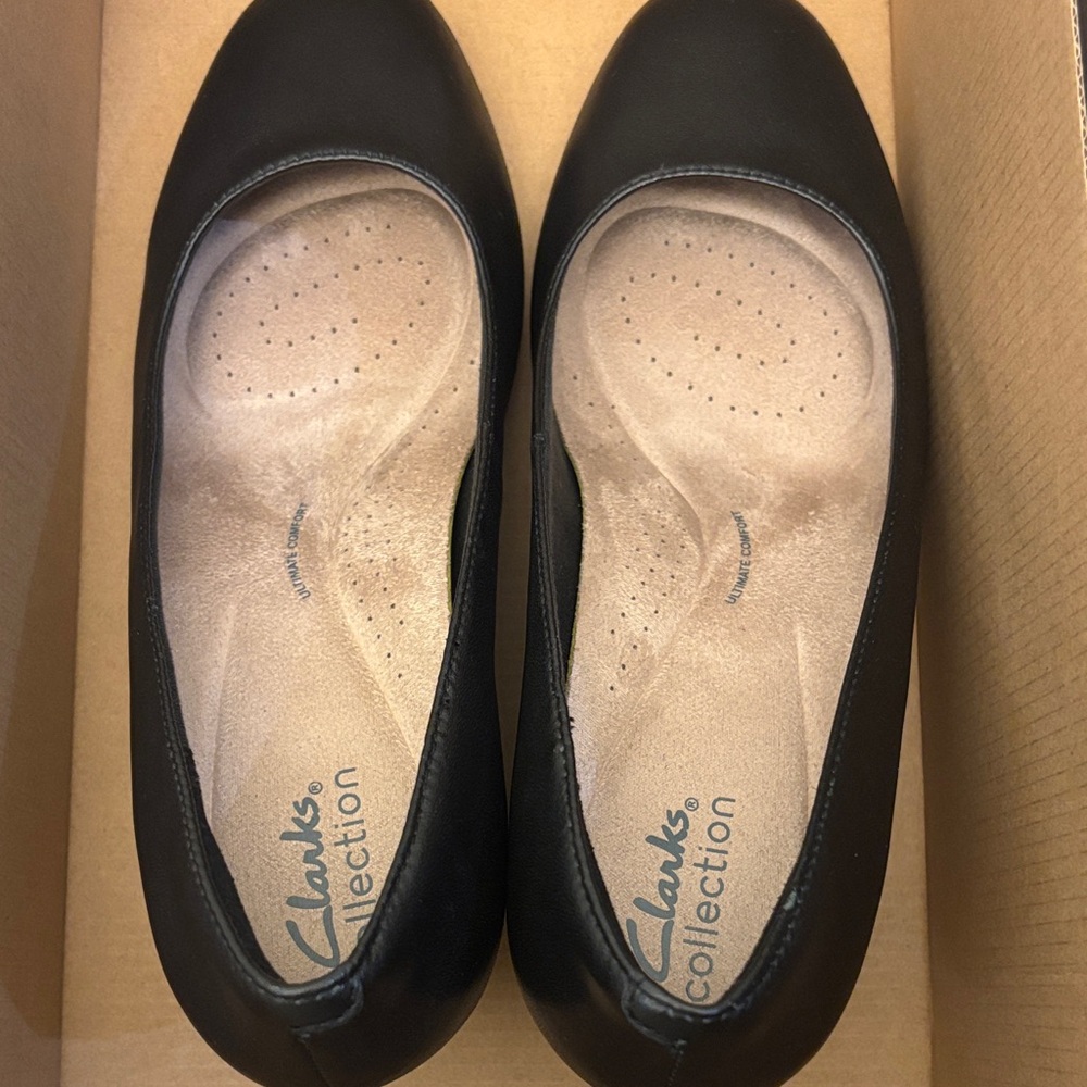 Clarks Collection Women's Black Wedges